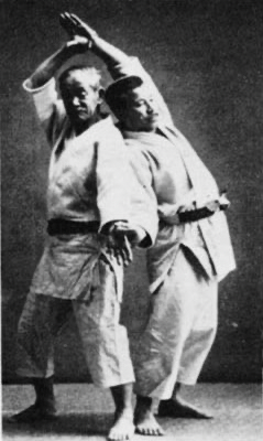 KATA & ΑΥΤΟΑΜΥΝΑ